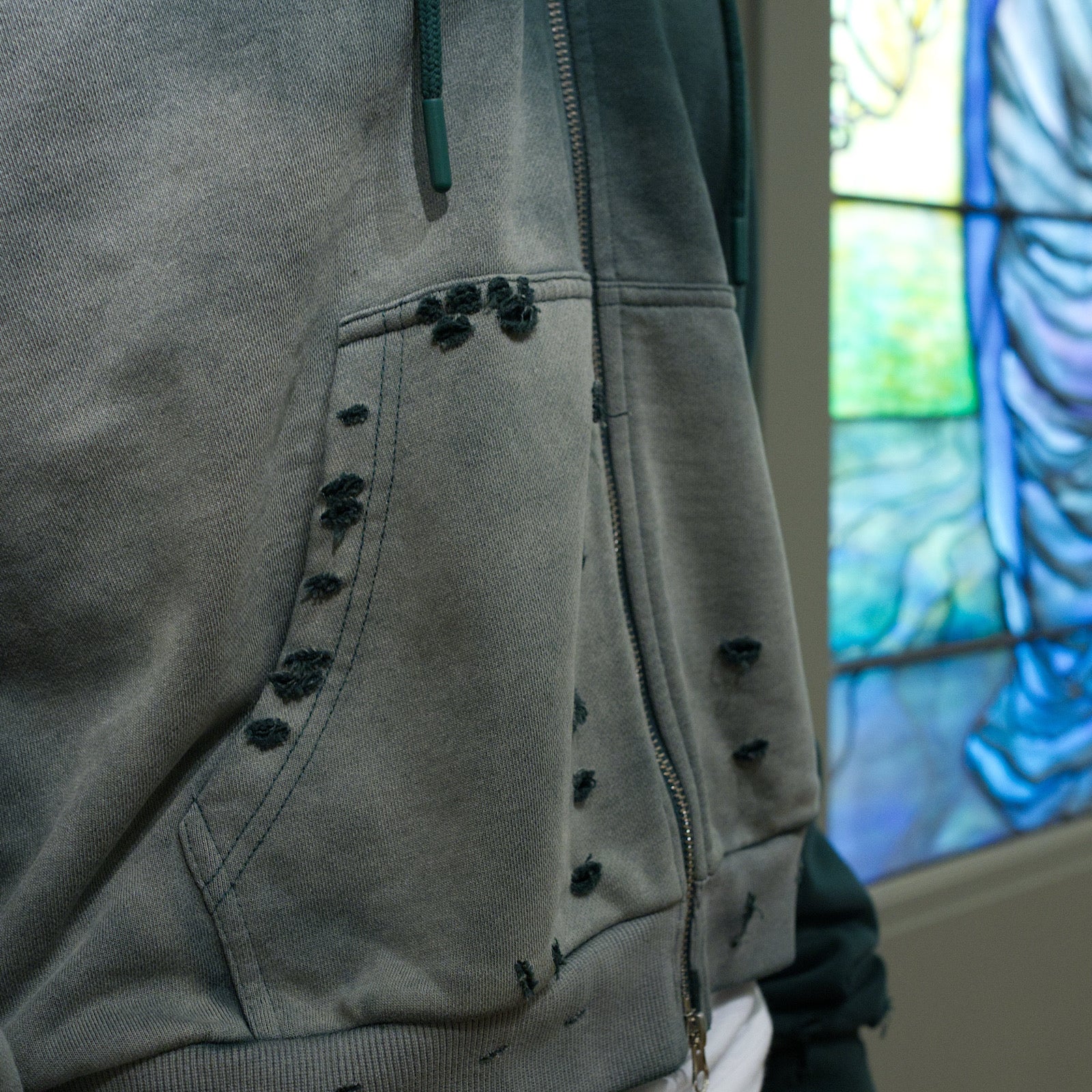 NOSINU ZIP UP